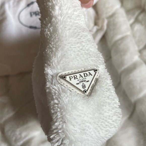 COPY - Prada Re-Edition 2000 Terry - Picture 2 of 7